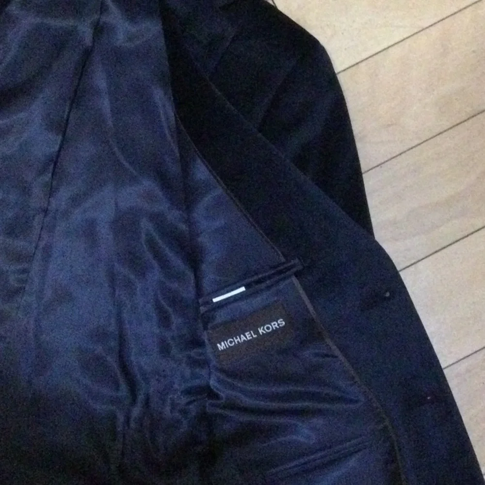 Michael Kors Navy Velvet Sport Coat NEW size 12R Boys GORGEOUS!! - Picture 7 of 10